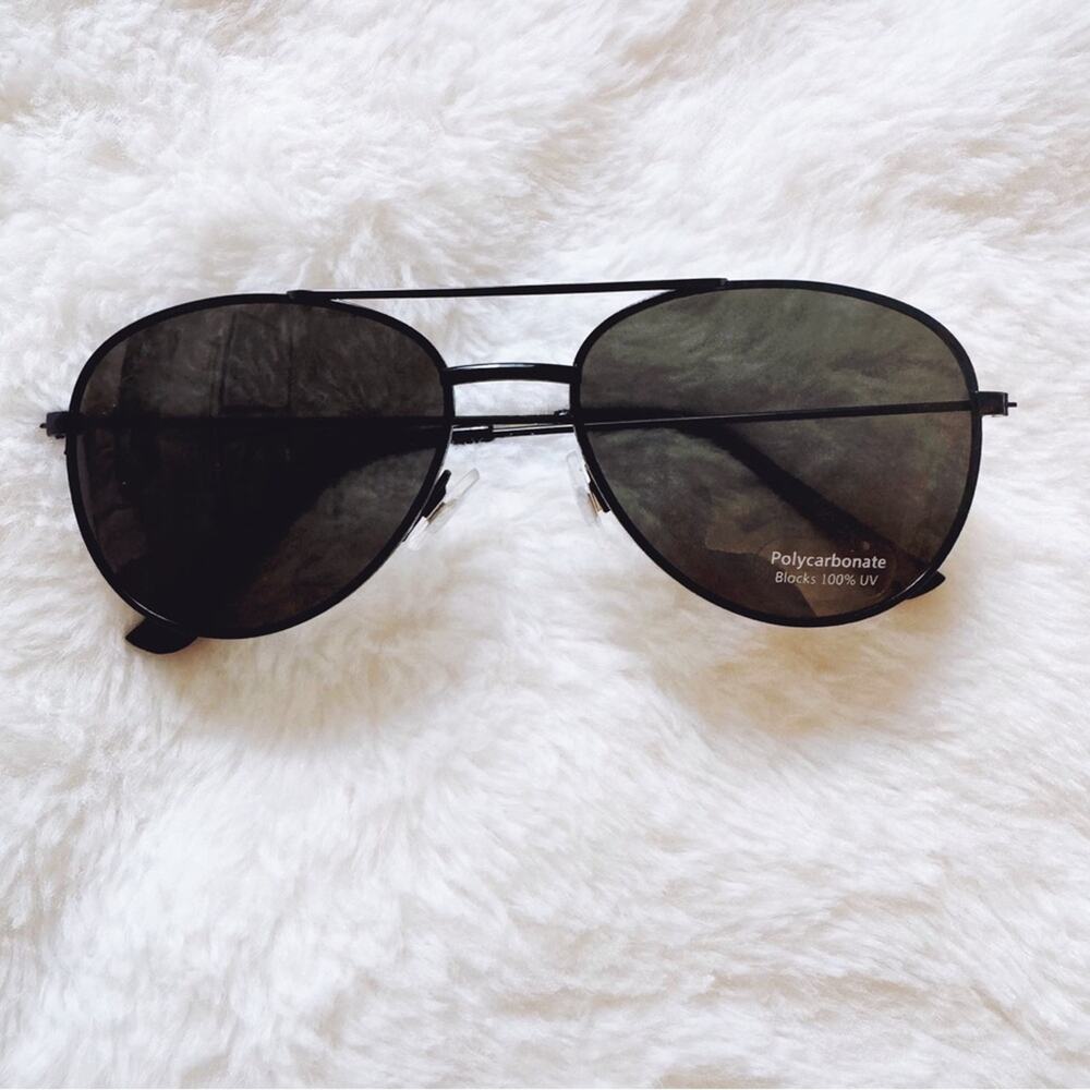 Tiana Black Minimalist Aviator Sunglasses - Picture 1 of 9